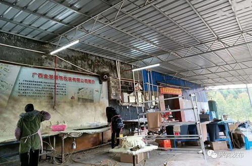 桥巩镇 扶贫车间建村头 群众挣钱顾家两不误