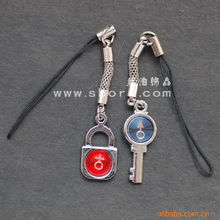 广州丝泊饰品 时尚首饰与实用手机袋产品全览